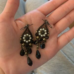 Vintage Style Black and Gold Dangle Earrings